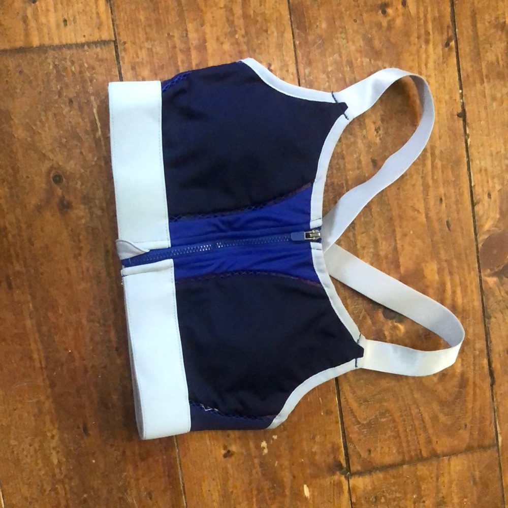 FABLETICS Sports Bra sz xs